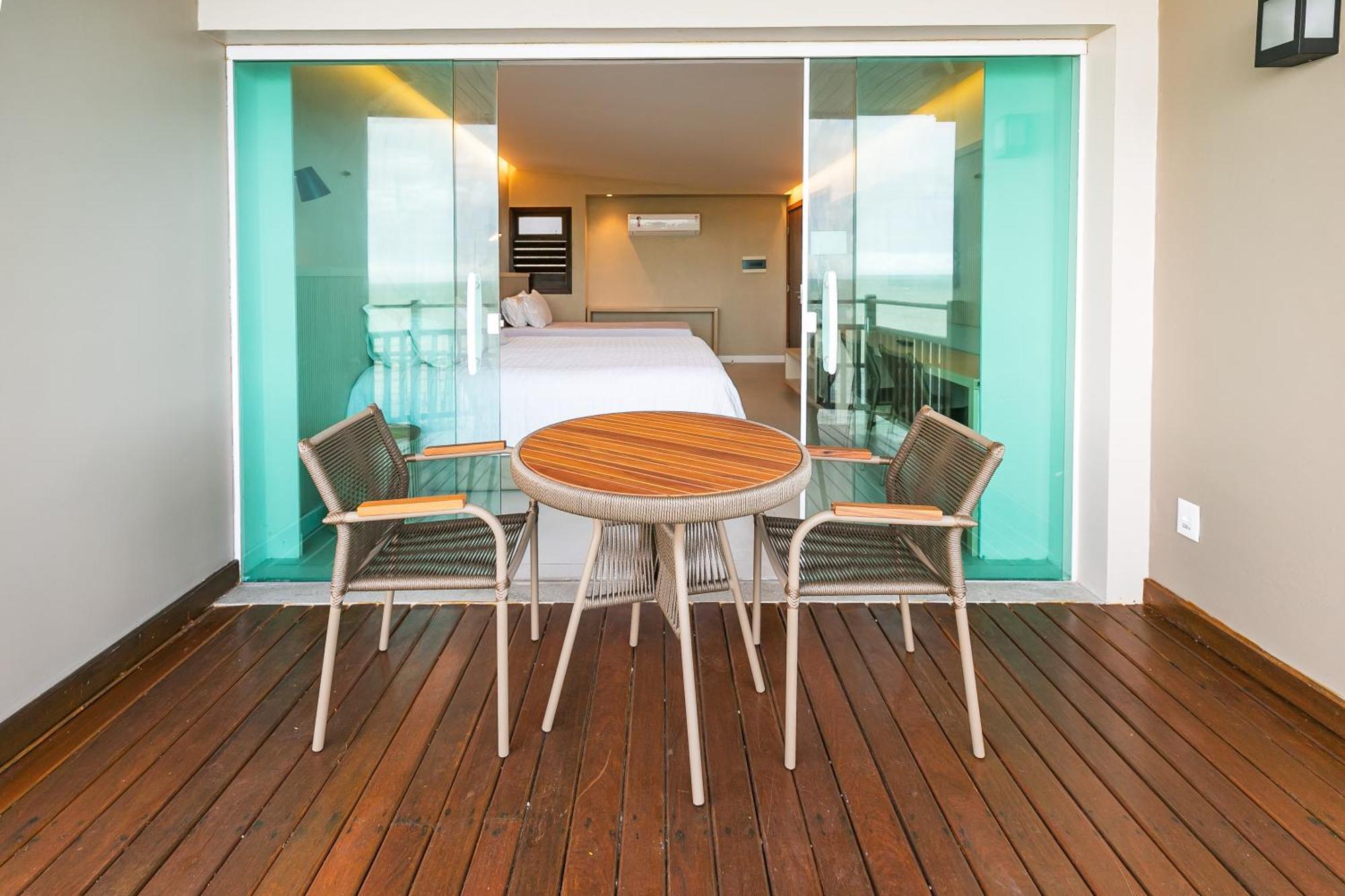 Ocean Palace All Inclusive Premium ناتال المظهر الخارجي الصورة A balcony at the hotel