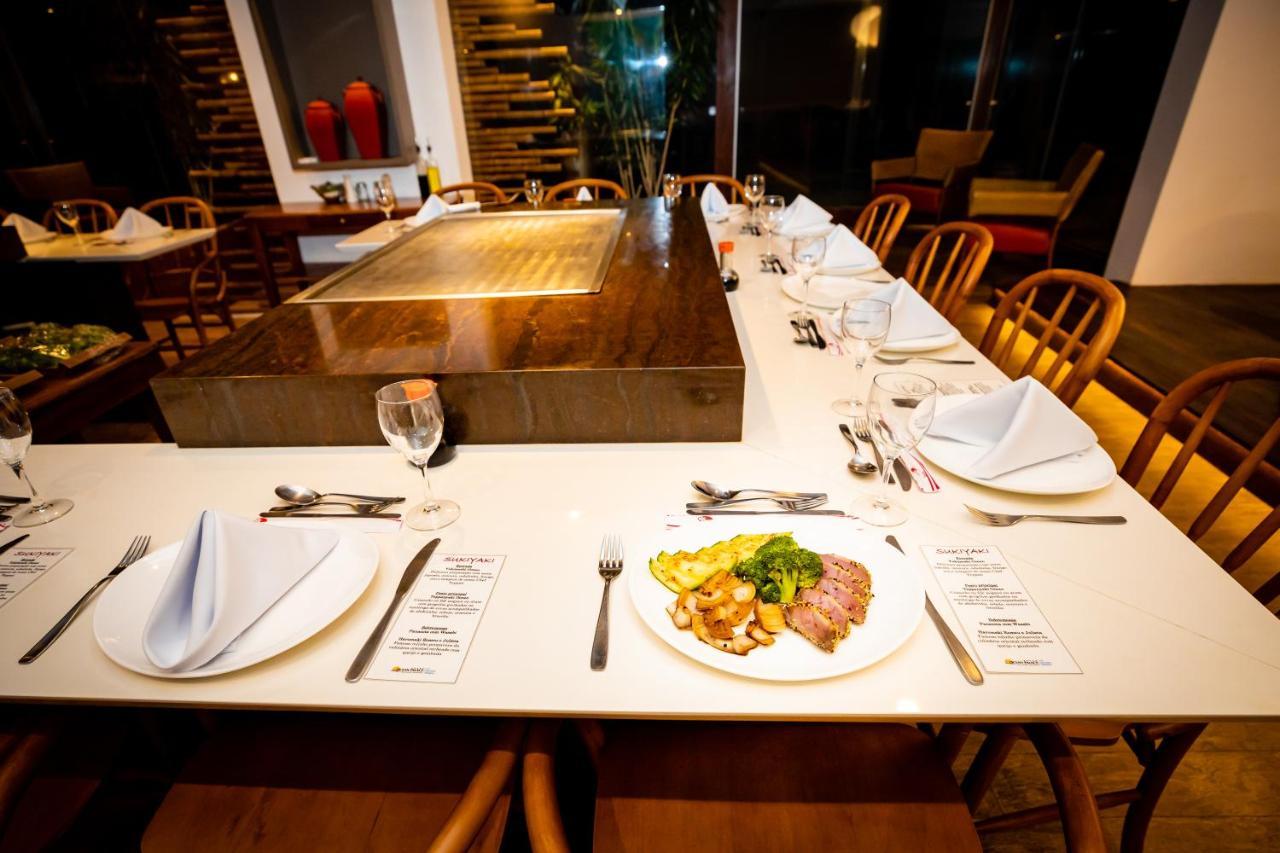 Ocean Palace All Inclusive Premium ناتال المظهر الخارجي الصورة A restaurant in the resort